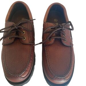 Stylish Brown Leather Boat Shoes by Hunter’s Bay Leather Collection.  Size 8.5.